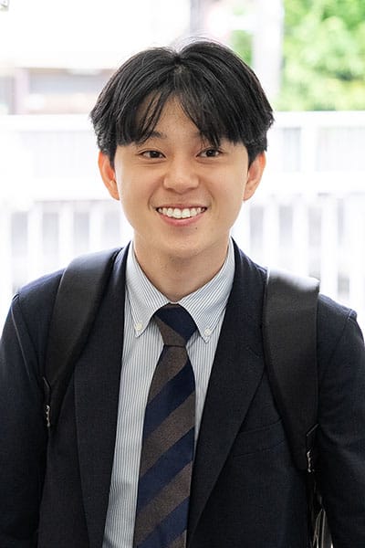東京営業職の仕事内容を伝える社員インタビュー写真