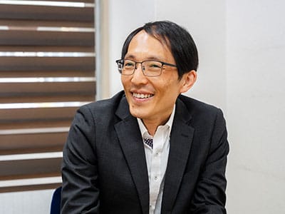 株式会社東洋の採用座談会で交流する社員